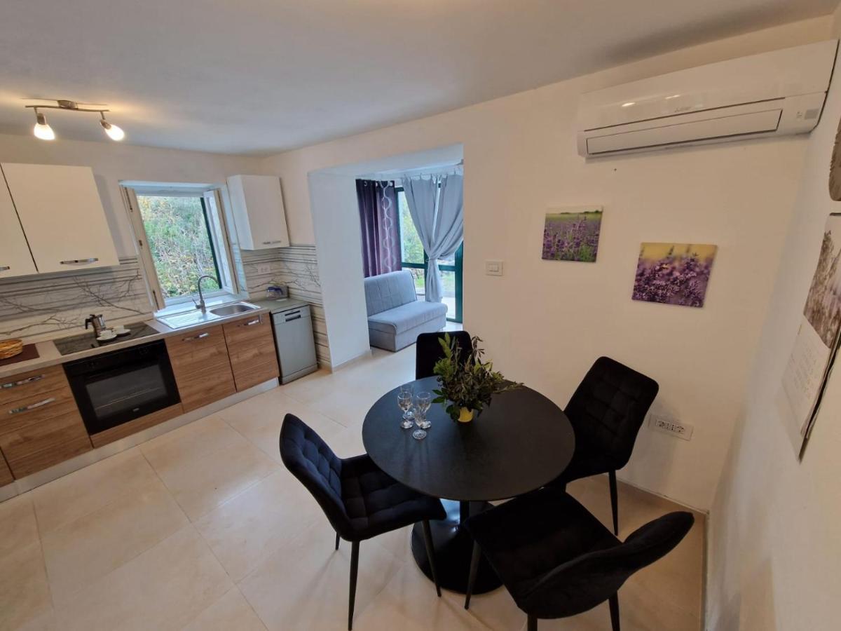 Lavanda Apartman 1 Cres Buitenkant foto